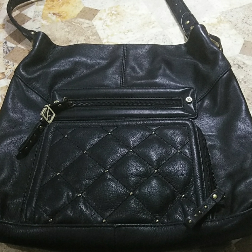 Stone Mountain Black Leather Shoulderbag